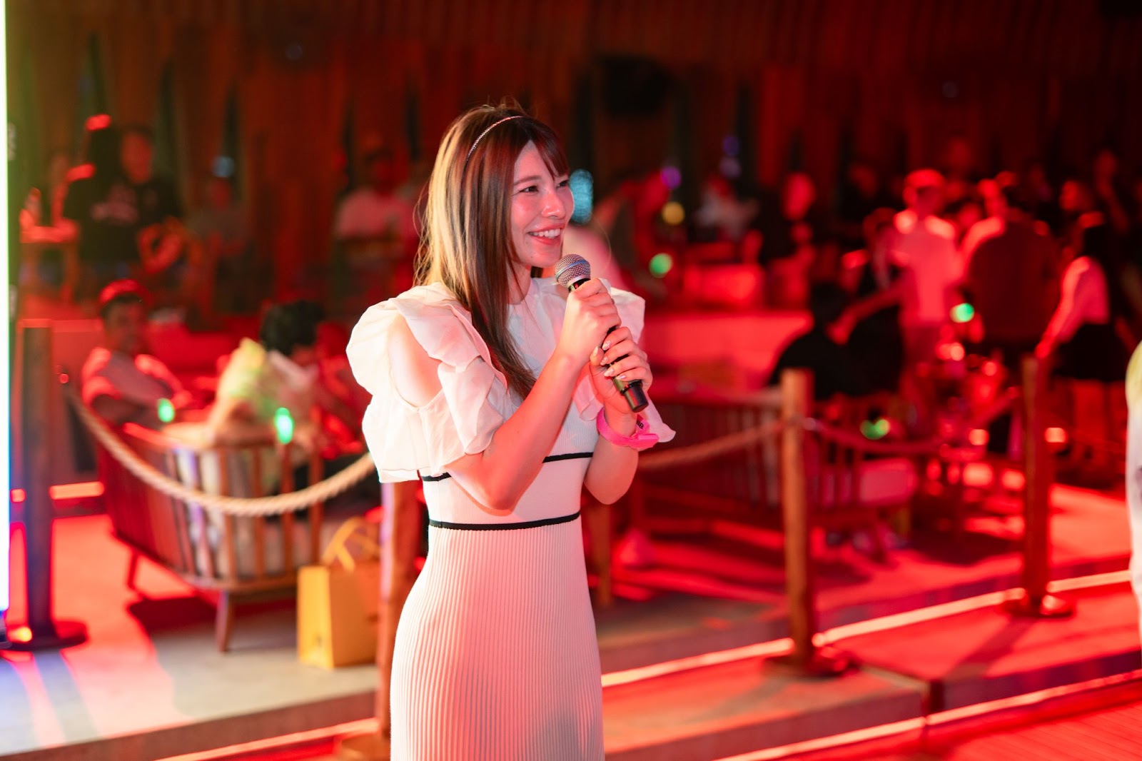 1001 Crypto Nights：当 Dubai 的沙滩遇上最真实的 Web3 共鸣 从会场走进沙滩，进入另一个平行的 Web3 世界