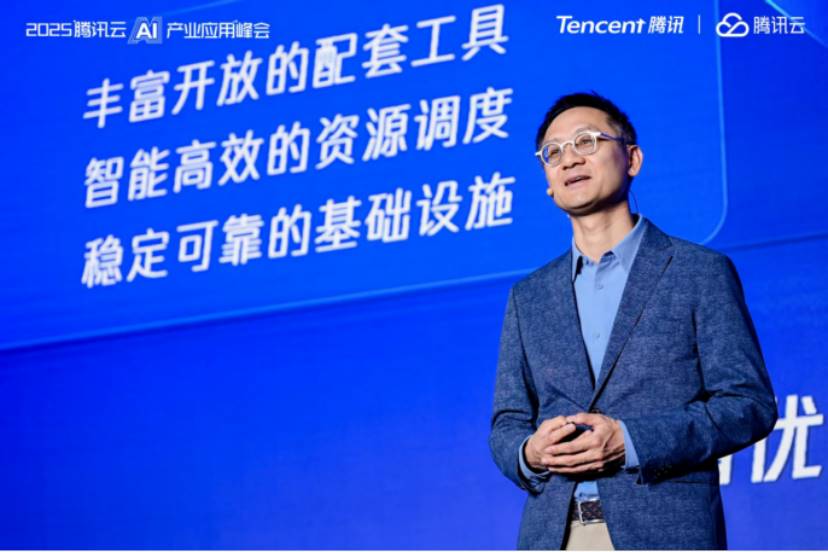 腾讯 AI「登陆战」