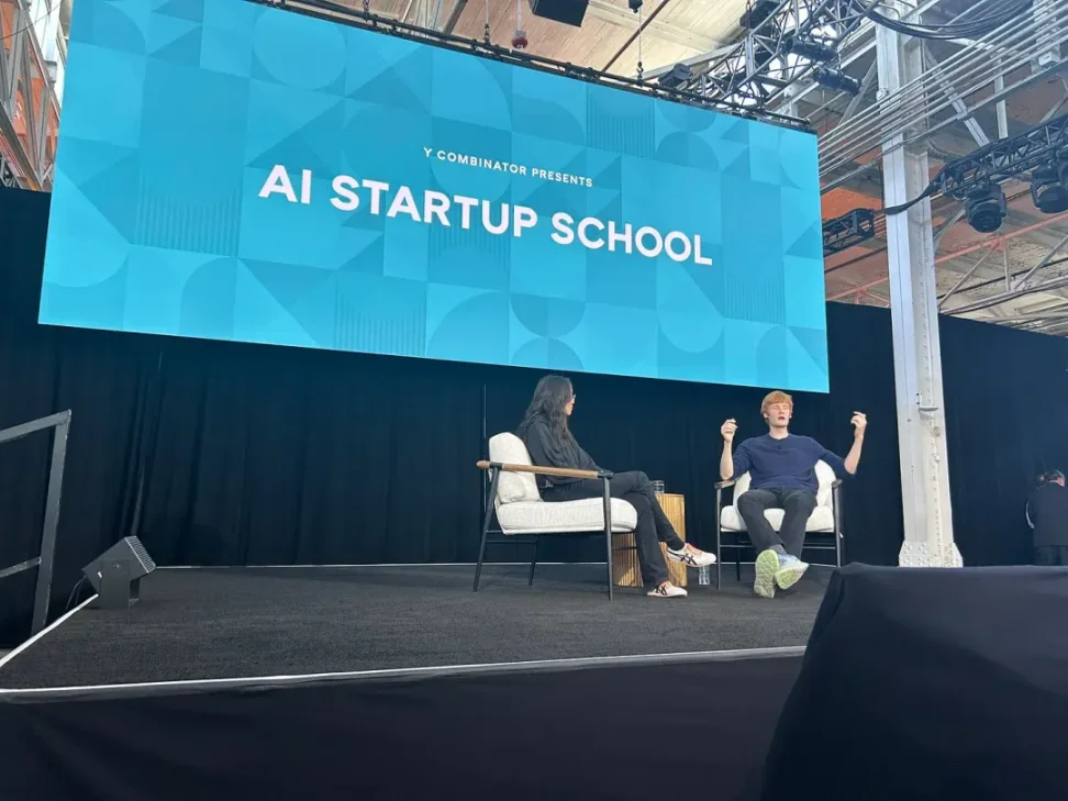 YC AI 创业营 Day 2：纳德拉、吴恩达、Cursor CEO 都来了