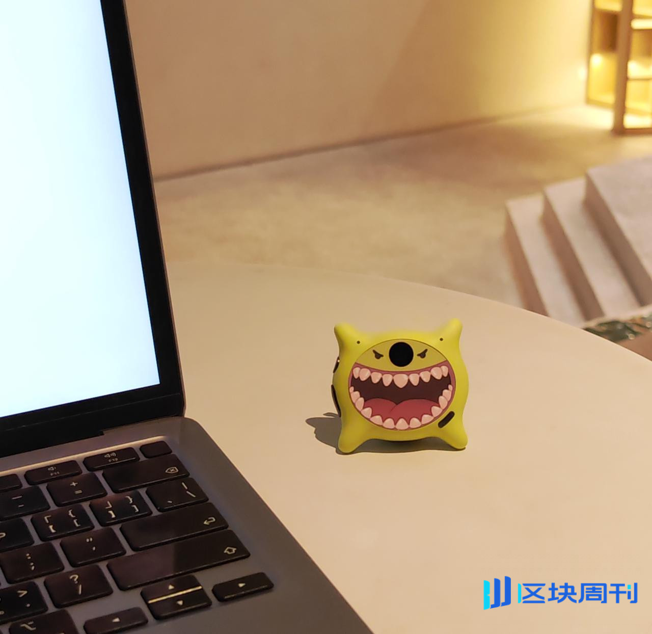 AI 的终点不是对话框，这家公司想让真实世界成为 AI 的提示词