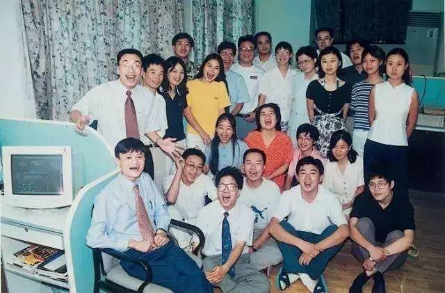 电竞传奇：争议与桂冠——那些永不认输的逆袭者