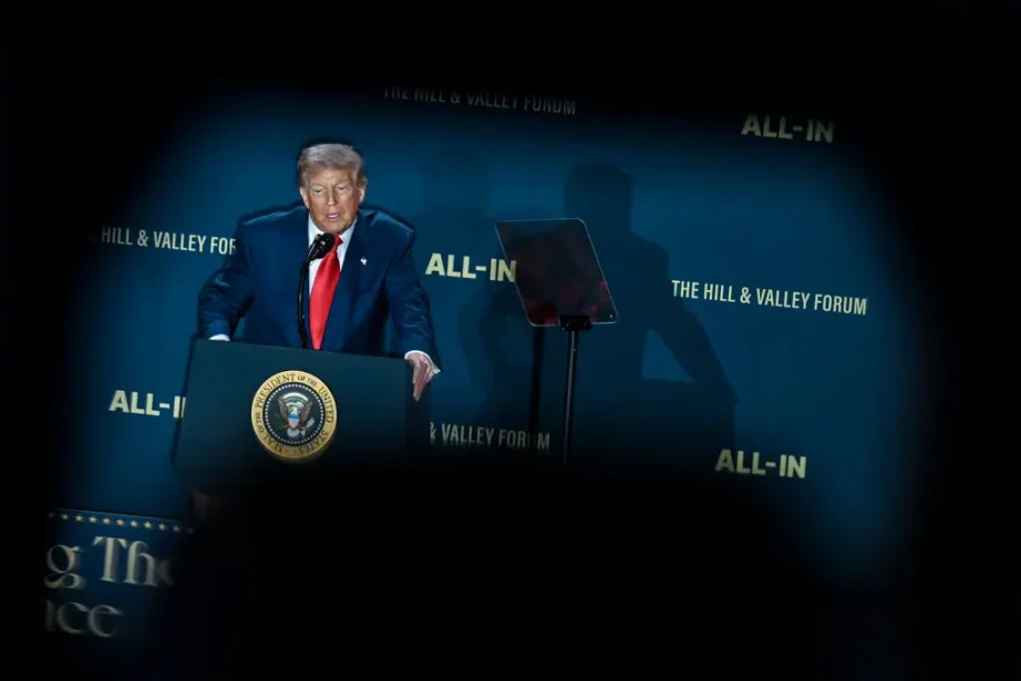 硅谷权力游戏：David Sacks 的双面人生与利益纠葛