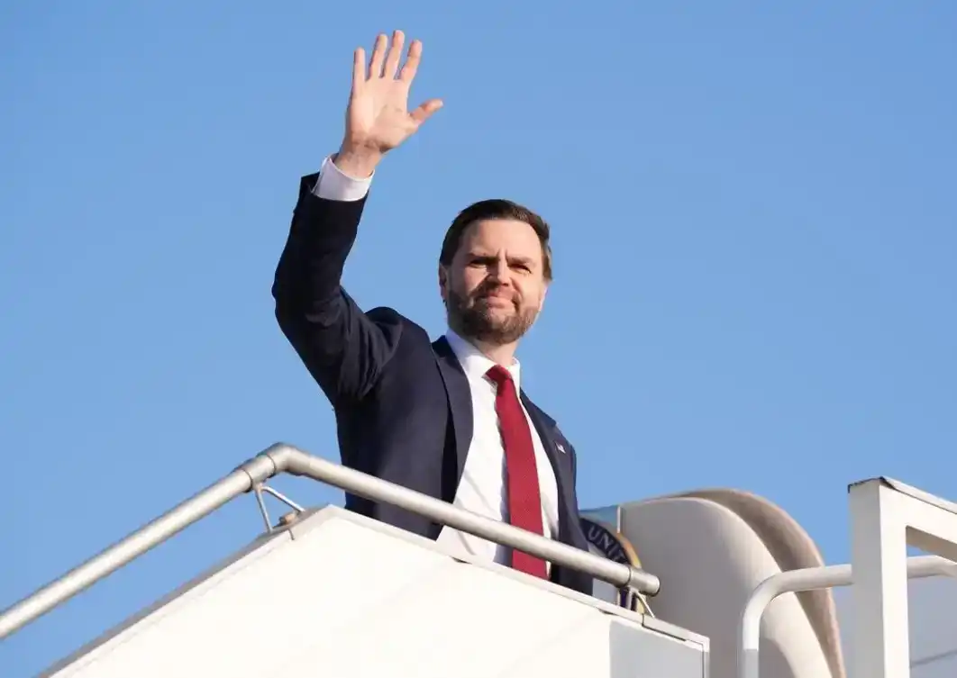 美伊谈判告吹，比特币上演7万关口保卫战