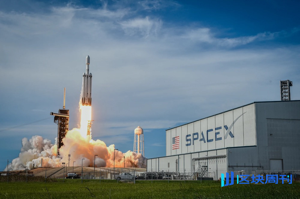 超级公司敲钟潮加速：SpaceX冲击史上最大IPO，加密公司暂缓入场 | BlockWeeks